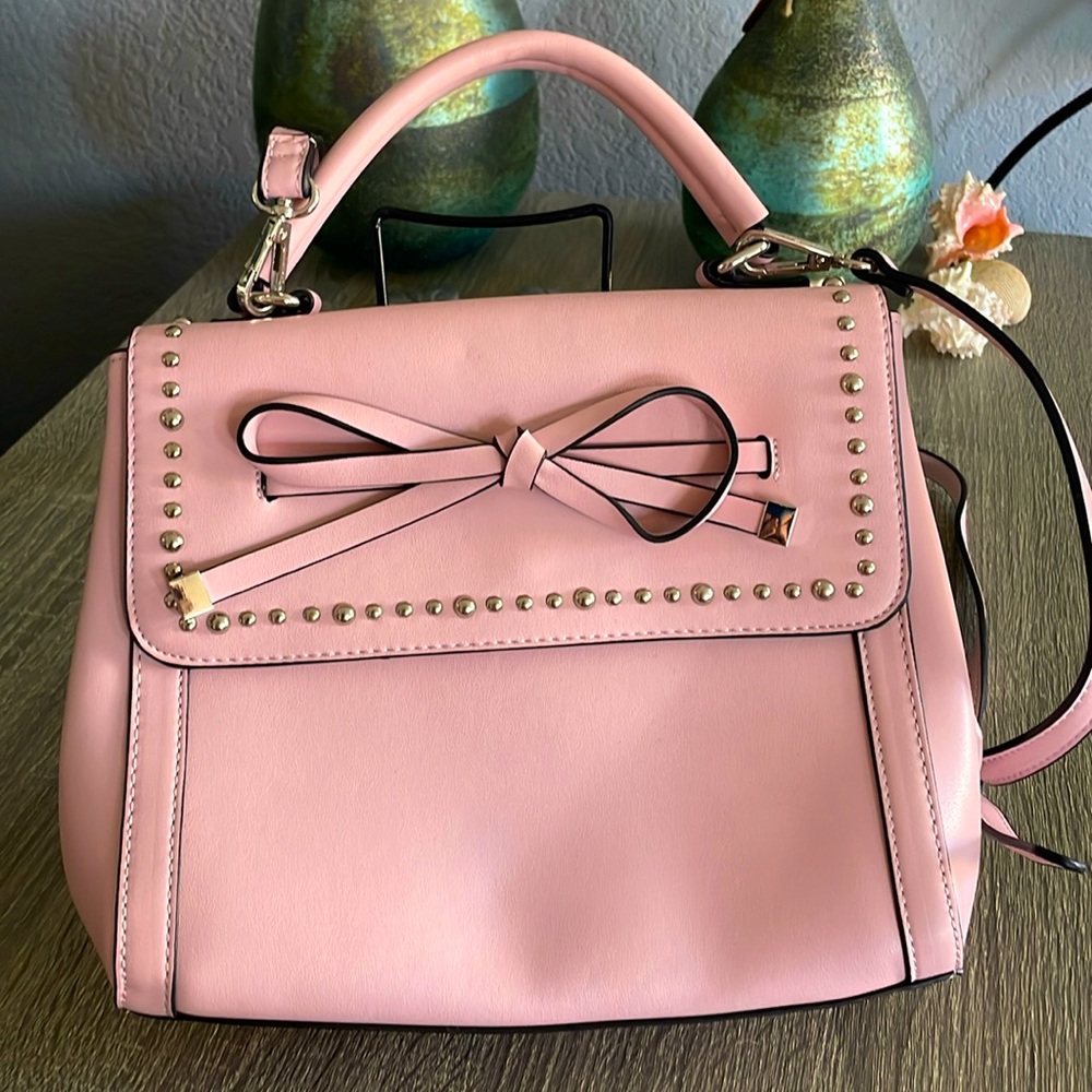 GUC Pink crossbody bag with bow accent